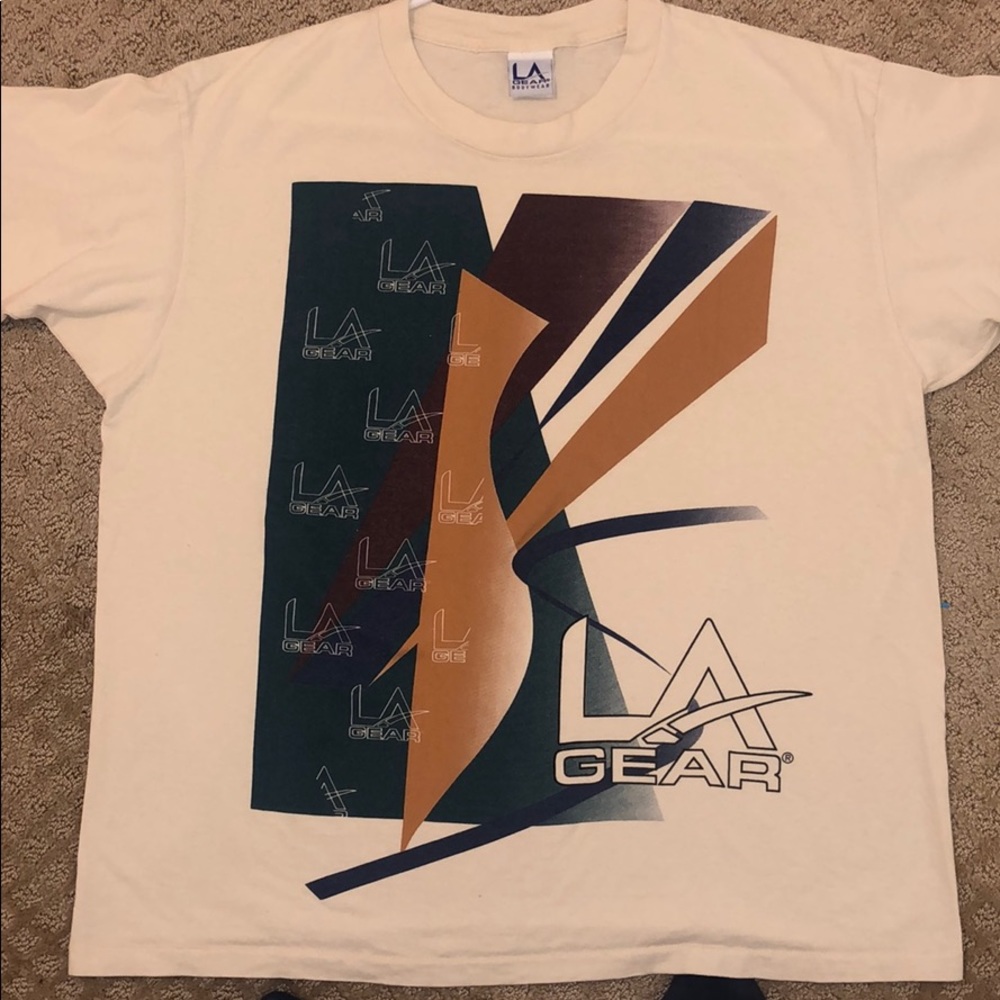 🔥🔥Retro LA Gear graphic Tee🔥🔥